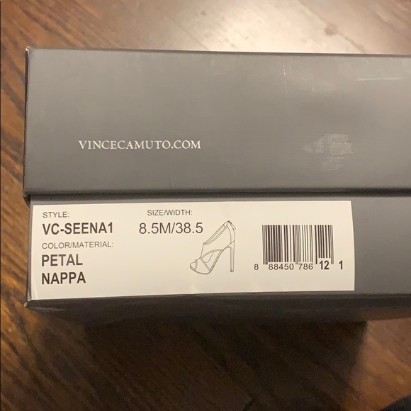 Leather Vince Camuto heeled sandals - Picture 5 of 5